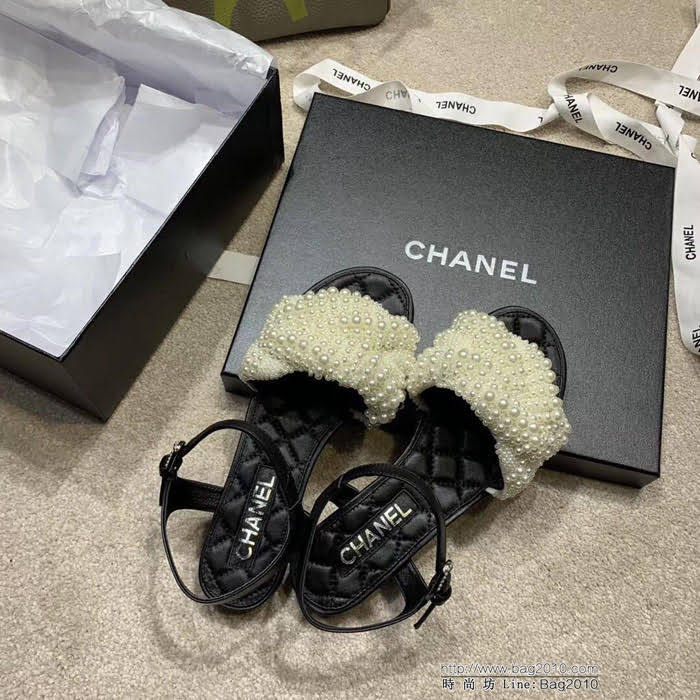 CHANEL香奈兒 2019度假系列 羊皮電繡菱格配色 珍珠手工鑲嵌編織 義大利A級真皮大底 時尚百搭款 女款珍珠涼鞋  dsX1973